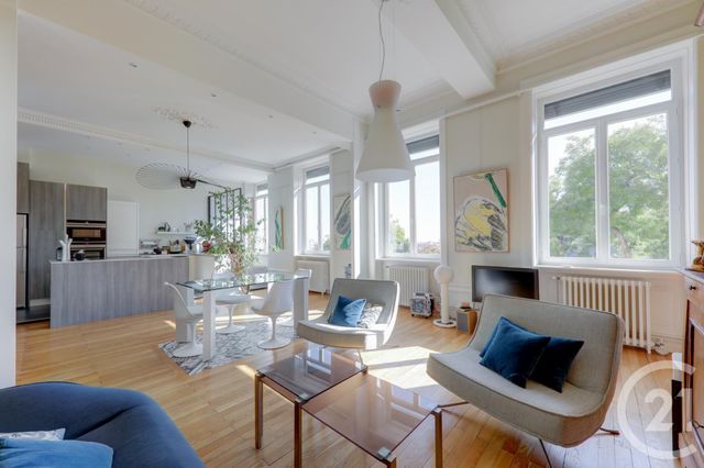 Appartement à louer - 3 pièces - 100.65 m2 - LYON - 69001 - RHONE-ALPES - Century 21 Presqu'Île Immobilier