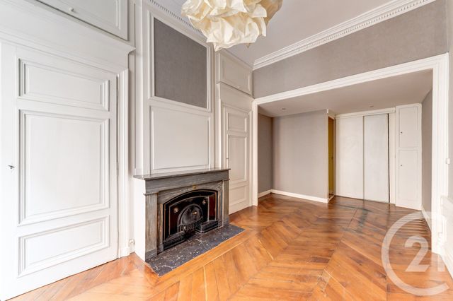 Appartement F2 à vendre - 2 pièces - 79.97 m2 - LYON - 69002 - RHONE-ALPES - Century 21 Presqu'Île Immobilier