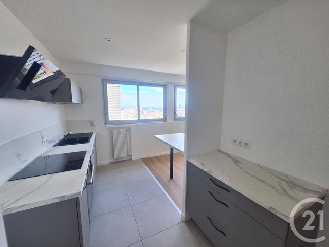 Appartement F2 à louer - 2 pièces - 47.94 m2 - LYON - 69007 - RHONE-ALPES - Century 21 Presqu'Île Immobilier