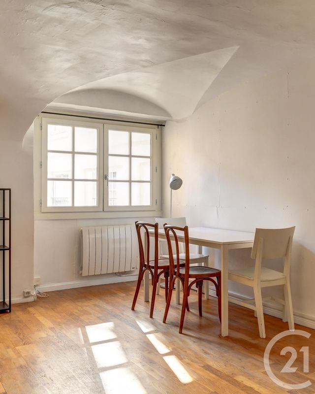 Appartement F1 à vendre - 1 pièce - 26.18 m2 - LYON - 69002 - RHONE-ALPES - Century 21 Presqu'Île Immobilier