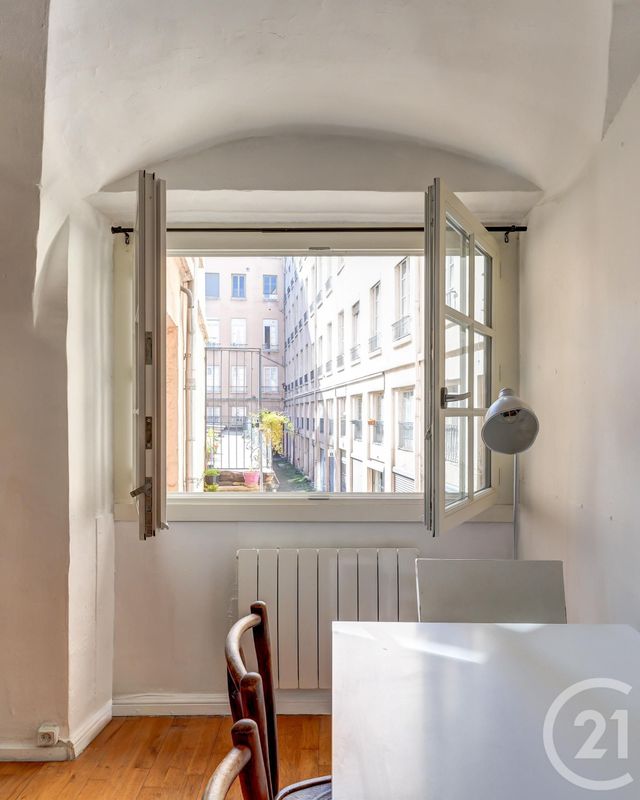 Appartement F1 à vendre - 1 pièce - 26.18 m2 - LYON - 69002 - RHONE-ALPES - Century 21 Presqu'Île Immobilier