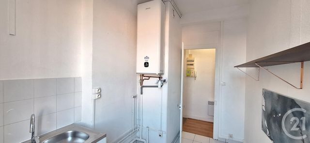 Appartement T2 à louer - 2 pièces - 46.2 m2 - VILLEURBANNE - 69 - RHONE-ALPES - Century 21 Presqu'Île Immobilier