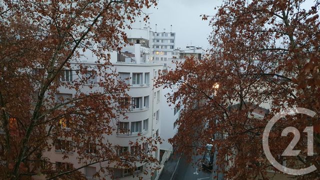 Appartement F4 à louer - 4 pièces - 80.35 m2 - LYON - 69002 - RHONE-ALPES - Century 21 Presqu'Île Immobilier