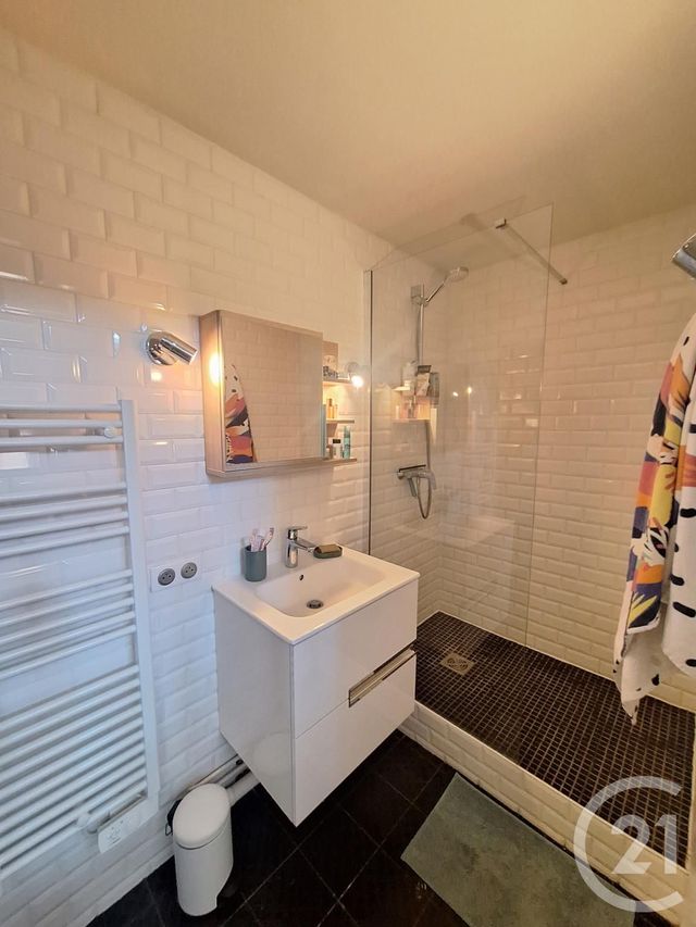 Appartement F1 à louer - 1 pièce - 34.03 m2 - LYON - 69005 - RHONE-ALPES - Century 21 Presqu'Île Immobilier