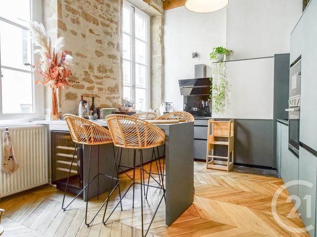 Appartement à louer - 4 pièces - 91.59 m2 - LYON - 69001 - RHONE-ALPES - Century 21 Presqu'Île Immobilier