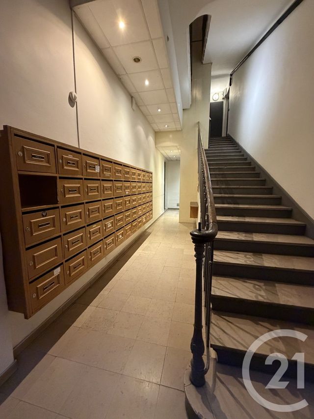 Appartement Studio à vendre - 1 pièce - 34.15 m2 - LYON - 69006 - RHONE-ALPES - Century 21 Presqu'Île Immobilier