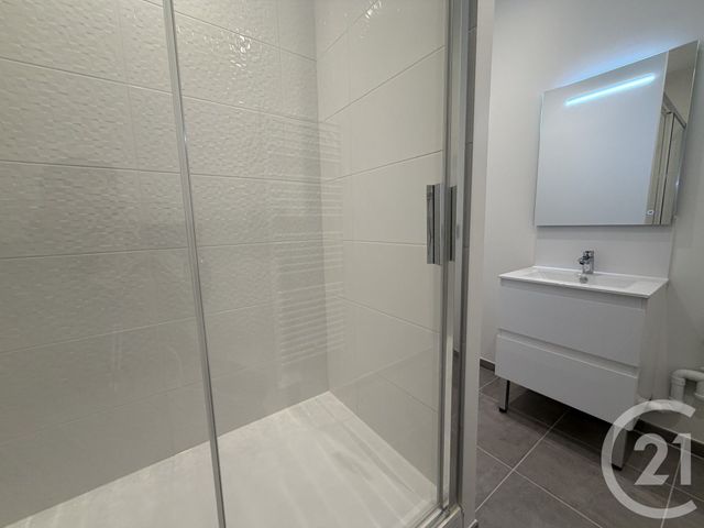 Appartement Studio à vendre - 1 pièce - 34.15 m2 - LYON - 69006 - RHONE-ALPES - Century 21 Presqu'Île Immobilier