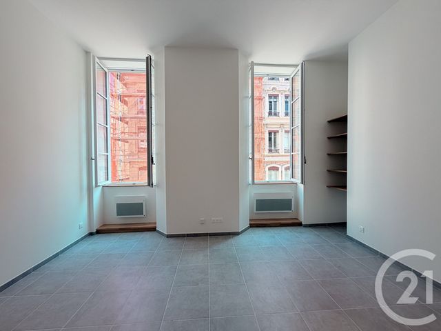 Appartement Studio à vendre - 1 pièce - 34.15 m2 - LYON - 69006 - RHONE-ALPES - Century 21 Presqu'Île Immobilier