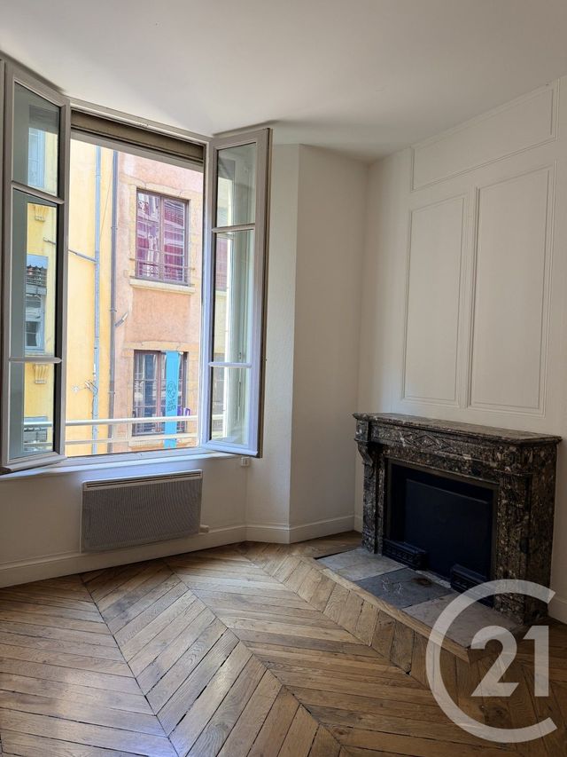 Appartement F2 à vendre - 2 pièces - 47.45 m2 - LYON - 69002 - RHONE-ALPES - Century 21 Presqu'Île Immobilier